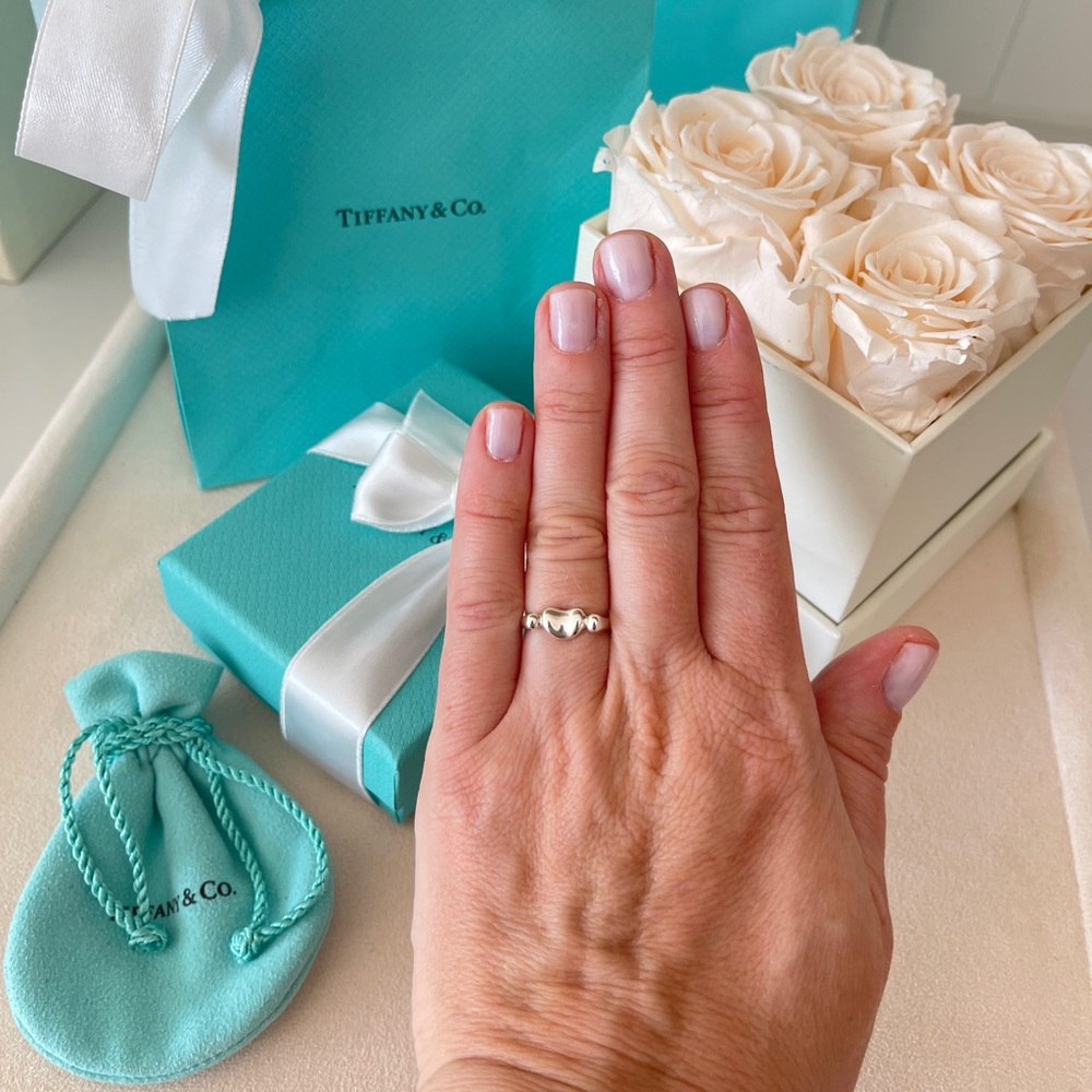 Tiffany & Co. Elsa Peretti Bean Ring in Sterling Silver, Mini Size 5 NEW $450